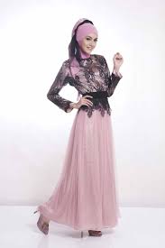 Brokat kombinasi warna gold dan maroon / … перевести эту страницу. 30 Model Gamis Brokat Kombinasi Modern Terbaru Polos