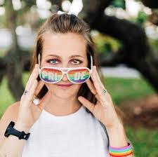 Amy Kellum's Instagram, Twitter & Facebook