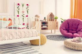 Dar alanlar için açık renkli modellerin tercih edilmesi daha ferah bir görünüm. Stil Sahibi Genc Odasi Dekorasyonu Icin 3 Ipucu Zingat Blog