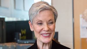 Karen Kain's Instagram, Twitter & Facebook