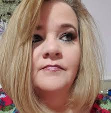 Candi Lindsay's Instagram, Twitter & Facebook