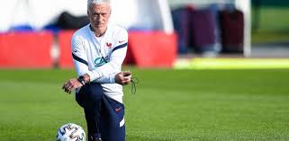 Since this question was here, le pays de galles is like le royaume des aveugles (meaning a country which contains blind people, or wales people, or fairies and goblins) is. Foot Equipe De France Didier Deschamps Juge La Premiere En Bleu De Jules Kounde Sport Business Mag