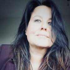 The European Society of Cataract and Refractive Surgeons (ESCRS) Kristine  Morrill #vienna #ophthalmologist #ophthalmology #cataract #cataractsurgery  #eyesurgeons #doctors