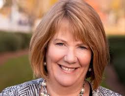 Susan Corley's Instagram, Twitter & Facebook