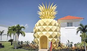 La Maison De Bob L Eponge Existe Et Vous Pouvez Dormir Dedans Ananas Ananas Deco Maison