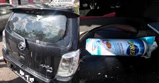 Teruskan bacaan sebab saya akan terangkan prosedur tukar nama geran motor atau kereta tanpa agent dan cara guna agent (saya sertakan syarikat yang boleh uruskan) untuk sesetengah masalah. Hati Hati Cermin Kereta Pecah Penangan Penyembur Fabrik Motoqar