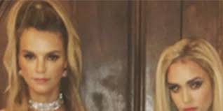 Jessica Alba Rocks Romy and Michele Costume for Halloween