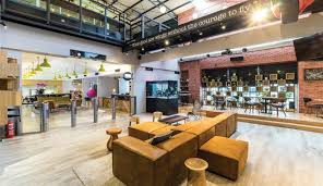 Located in the heart of the puchong jaya town centre, it is located close to many of the area's landmarks, which include ioi mall puchong, and the ioi boulevard, a commercial hub loaded with amenities. Co3 Social Office Construction Plus Asia