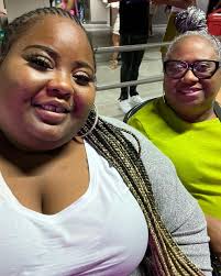 Kelli Valentine (@gapeach6161) • Instagram photos and videos