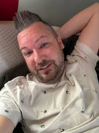 Hi I'm Mitchell I'm 36 from Wisconsin