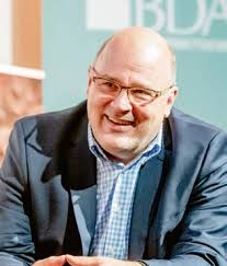 vis a vis Mai/Juni 2020