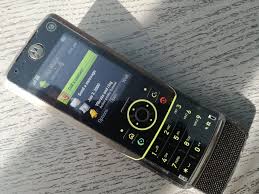 TELEFON DE COLECTIE MOTOROLA RIZR Z8 ...