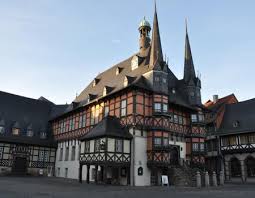 Die hellen zimmer und apartments im hotel und restaurant schanzenhaus wurden im jahr 2016 renoviert. Altstadtrundgang Wernigerode Am Harz Gps Wanderatlas