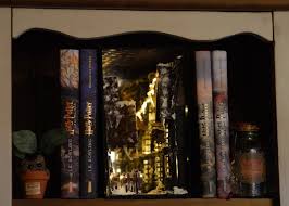 The making of a harry potter themed book nook i made as a gift to my super fan sister in law! Book Nook Schnee Utiniswundertuete De