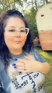 Need advice! Help what color? Any advice would help!! Addiction to  Redemption my ministry! $A2Redemption (cashapp) to help with the camper!