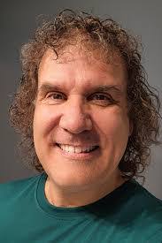 Dean Holtz's Instagram, Twitter & Facebook