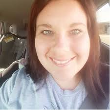 Robyn Blackwood's Instagram, Twitter & Facebook