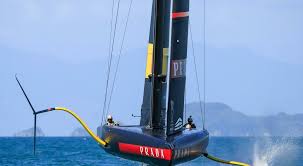L'america vista dal cielo è un programma sulla tv italiana di rai 5 che ha ottenuto dai visitatori di televideoteca.it una media di 4,2 stelle. America S Cup Nella Notte La Sfida Di Luna Rossa A Ineos Team Uk Nel Gran Finale Della Prada Cup Tv E Streaming