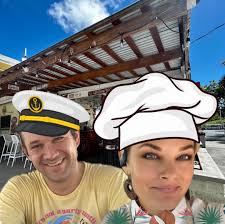 Ziggy's Island Market, LLC