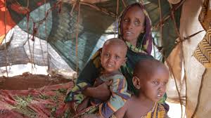 Somalia's western border was arbitrarily determined by colonial powers and divides the lands traditionally occupied by the somali people. Somalia Famine People Are Dying There Is No Water Cnn