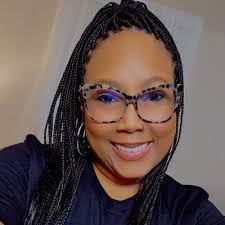 Tanisha Poole's Instagram, Twitter & Facebook