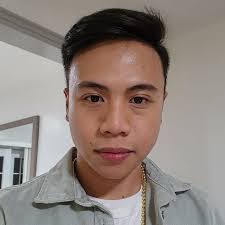 Carlo Ramos's Instagram, Twitter & Facebook