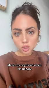 Danielle Sandler's Instagram, Twitter & Facebook