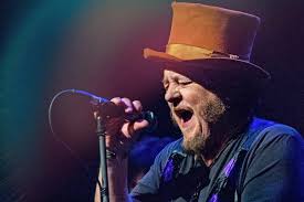 He was born on 25th september 1955, … Zucchero Da Novembre Un Nuovo Album E Un Tour In Tutta Europa