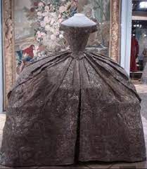 Pin By Andrew Schroeder On 18th Century Court Dress Catherine The Great Historical Dresses Wedding Gowns Vintage