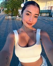 Karla Paez's Instagram, Twitter & Facebook