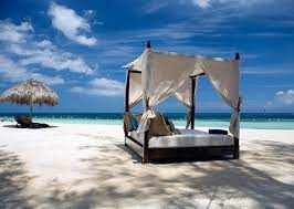 31 Picturesque Romantic Places To Draw Inspiration From Beach Honeymoon Destinations Beach Honeymoon Romantic Places