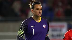 Así lo confirmó la cuenta oficial de la selección chilena, con un tweet en el que felicitaron a la joven guardameta de 18 años, quien fue formada en universidad católica, y ya registra nominaciones a la. Endler Antes Del Choque Con Ee Uu Me Gustan Estos Partidos Porque Una Se Puede Mostrar Alairelibre Cl