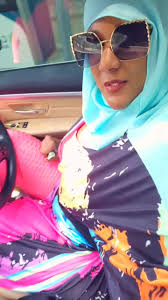 Fashion Kings and Queens: I strive for a Drama free existence just some  Fashions & and old school Music..., Take it away Mary!!, Carry-on, Covered  Girl