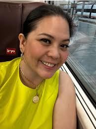 YOU CAN RUN AWAY, BUT DON'T HIDE” Filipinos design a 'hunt' against a  corrupt deputy hidden in the Villa Magna Filipino businessman and  politician Zaldy Co, accused of diverting more than 1.5