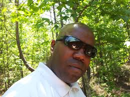 Shawn Wages's Instagram, Twitter & Facebook