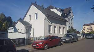 Offering free wifi and garden views, haus biene is an accommodations located in solingen. Haus Zum Verkauf Dingshauser Strasse 12 42655 Solingen Solingen Mitte Mapio Net