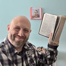 Happy Mother's Day Alice Nsiah Bota . U are the best mother in the whole  world . You worked three jobs to support your husband . You stomached a lot  to stay