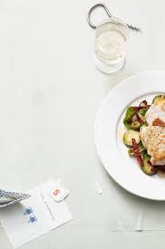 Mediterran Gefullte Hahnchenbrust Auf Zucchinigemuse Rezept Mit Bildern Zucchini Gemuse Eiweissreiche Ernahrung Lebensmittel Essen