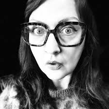 Tears in the Fence 80 is available now at  [http://tearsinthefence.com/pay-it-forward](http://tearsinthefence.com/pay-it-forward).  This issue features poetry, prose poetry, translations and fiction by  Joanna Nissel, Claire HM, Morag Kiziewicz, Geraldine ...