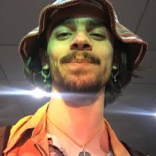 Living aboard a boat in Italy: unique challenges?