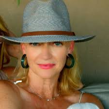 Sonja Mobley's Instagram, Twitter & Facebook