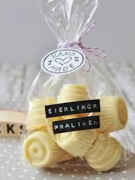 Eierlikor Pralinen Rezept Zum Selbermachen Wunderweib Eierlikor Pralinen Pralinen Selber Machen Pralinen Rezepte
