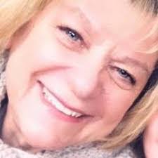 Alyssa Vandegrift's Instagram, Twitter & Facebook