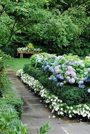 Beautiful Garden Ideas Flower Gardens Flowergarden Beautiful Gardens Garden Pictures Hydrangea Garden