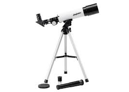 A 300x maximummagnification makes this telescope an excellent way to explore the night. Geosafari Vega 360 Telescope Science Toys Learning Resources