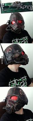 Feb 11, 2020 · so i'm a huge fallout fan. First Time I Attempted To Make A Helmet I Think I Did Pretty Good For A First Try Oh And It S From Fallout New Vegas Riot Gear 9gag