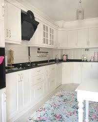 Cocina Empotrada Blanca Alfombra Crema Cocina Check More At Https Pared Piezoelektrik C Country Mutfak Ic Tasarim Mutfak Mutfak