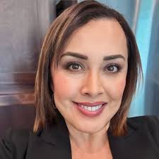 Iris Saenz (@iris_saenz_txrealtor) • Instagram photos and videos