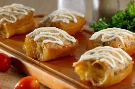 Cara menguleni cakwe beda dengan roti ya, tidak perlu kalis, asal rata saja. Cara Membuat Cakwe Isi Yang Enak Dan Mudah Tentunya