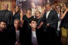 Orta çağlarda papalık, günahkar insanları, para mukabilinde, allahtan aldığını iddia ettiği yetkiye dayanarak affediyor ve elliline imzalı ve damgalı bir de resmi belge. Sarlatan Vraci Divaky Do Kin Cysnews